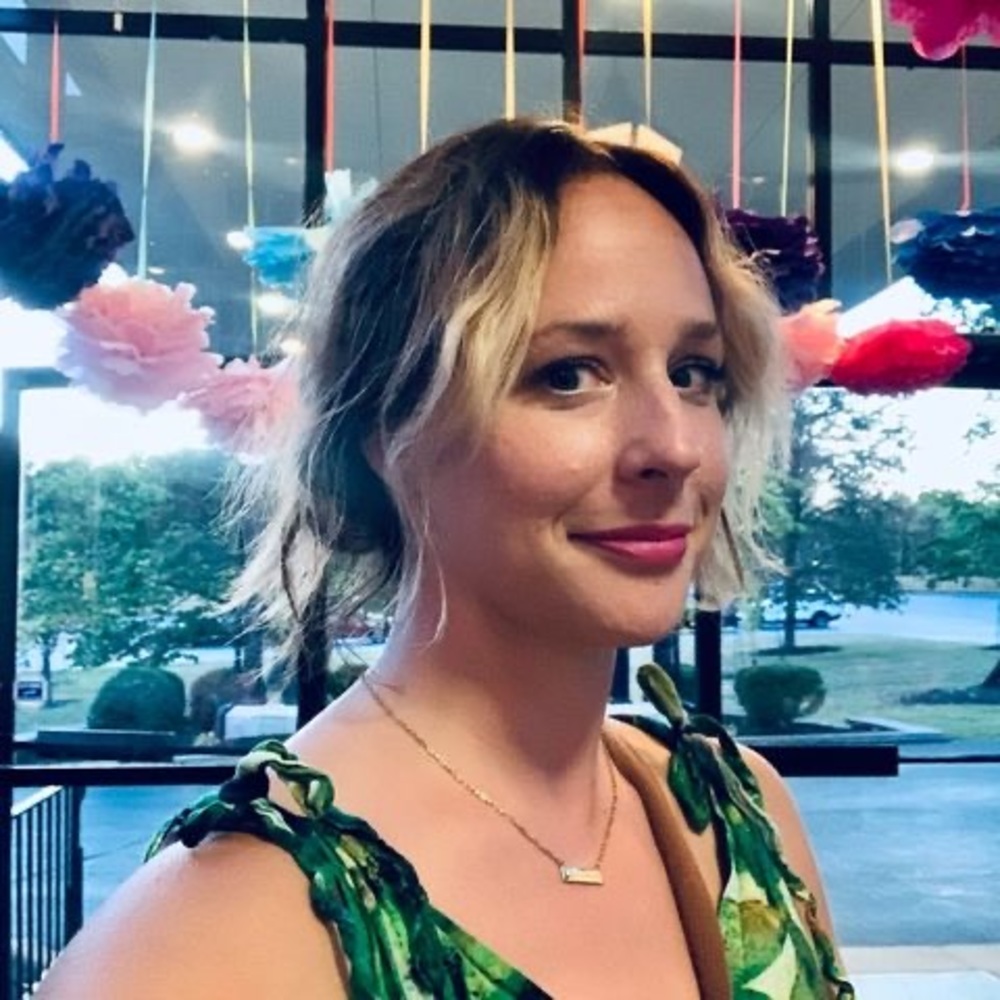 Meet your Posher, Carolyn